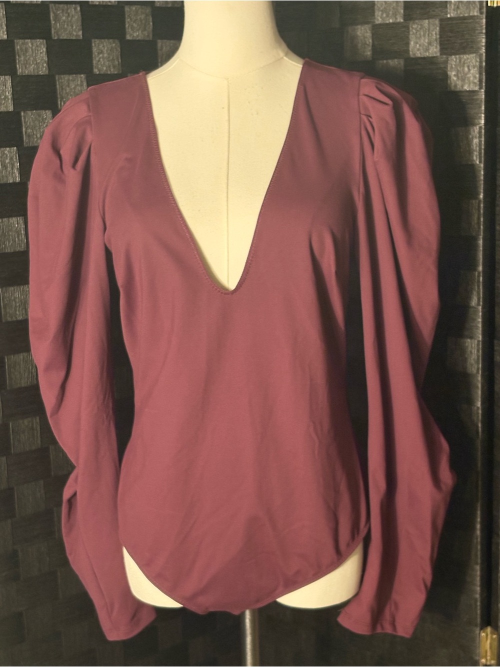 NWT Intimately Free People Va Va Voop Puff Sleeve Deep V-Neck Bodysuit Wine L